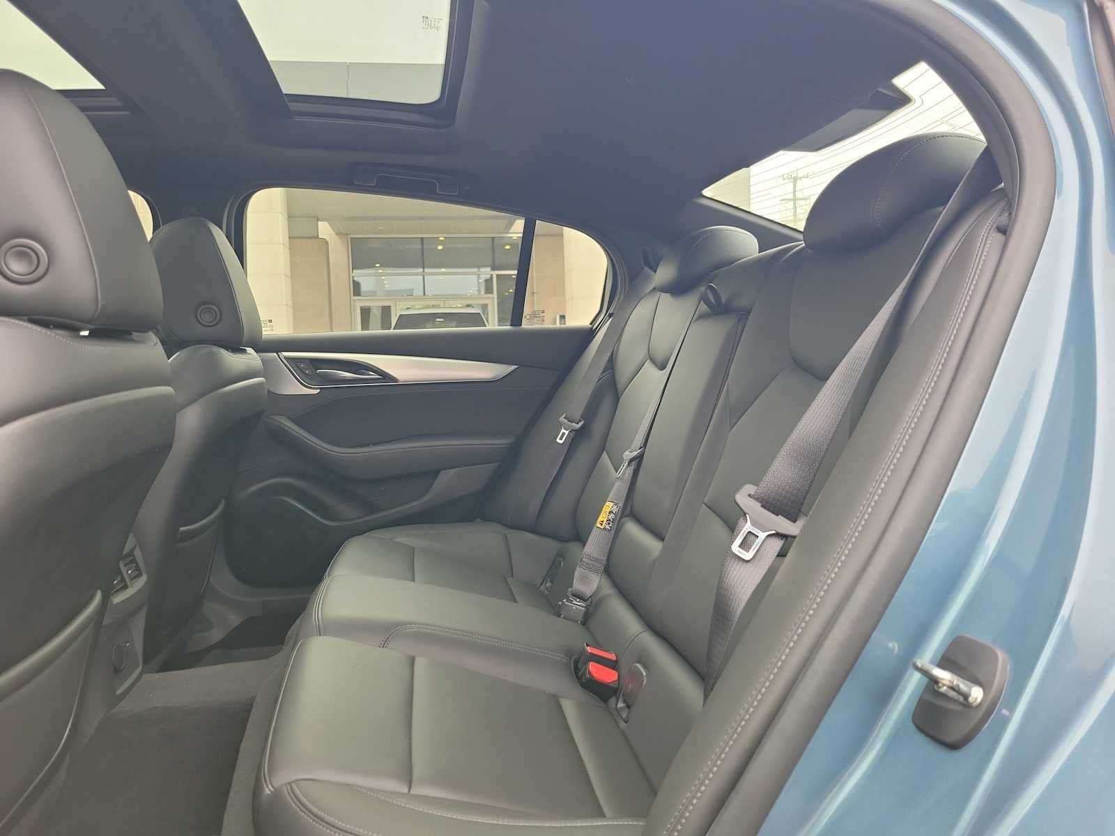 2023 Cadillac CT5 Luxury