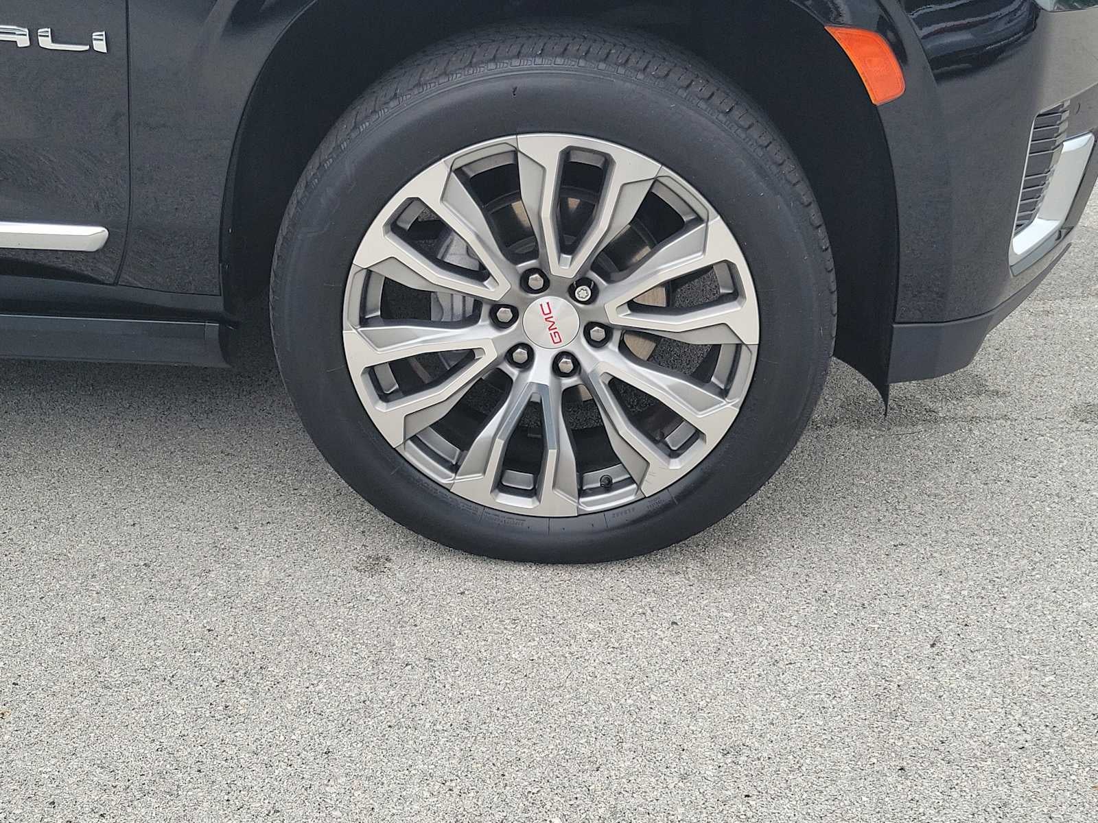 2021 GMC Yukon Denali Denali