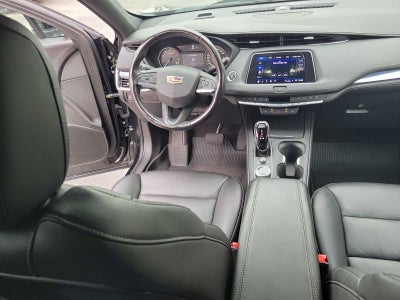 2023 Cadillac XT4 FWD Luxury