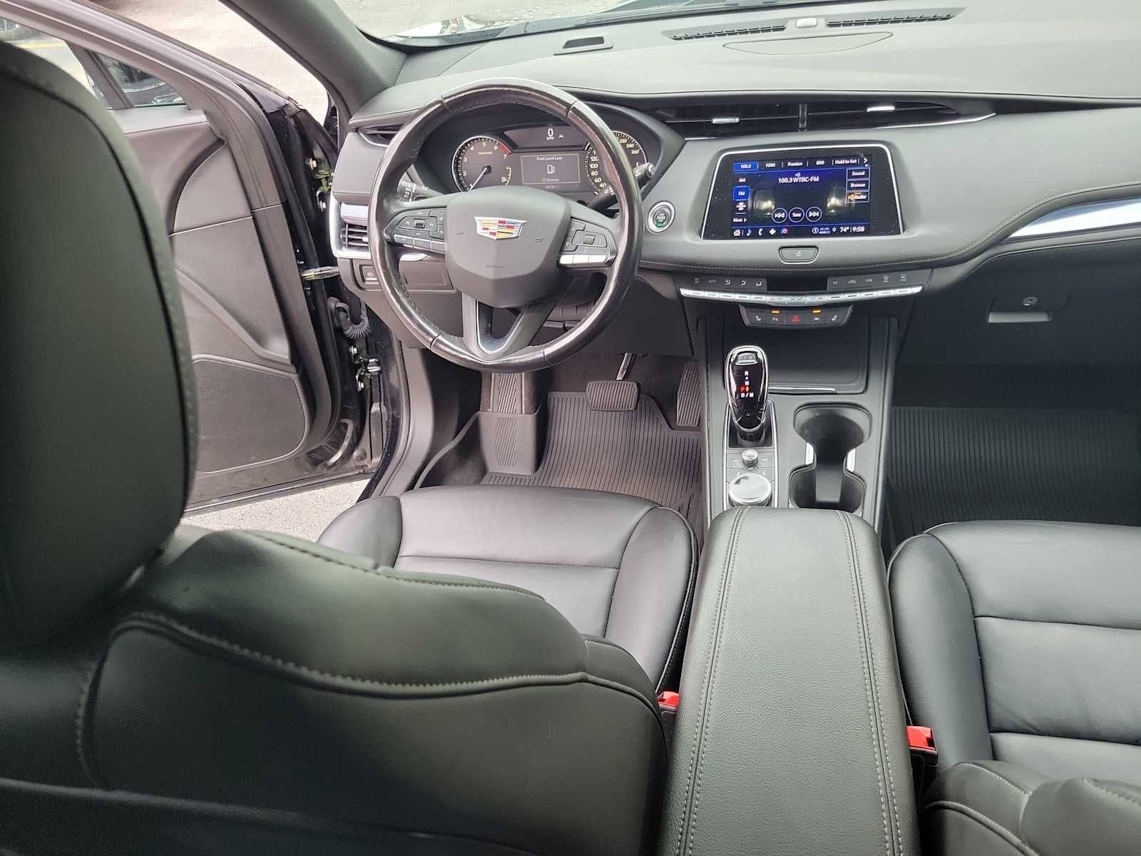2023 Cadillac XT4 FWD Luxury