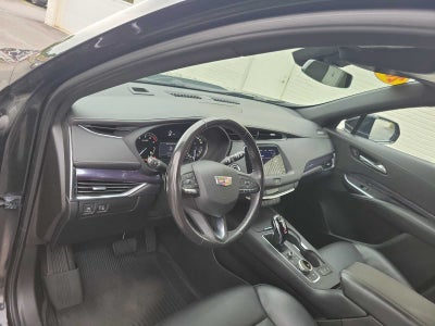 2023 Cadillac XT4 FWD Luxury
