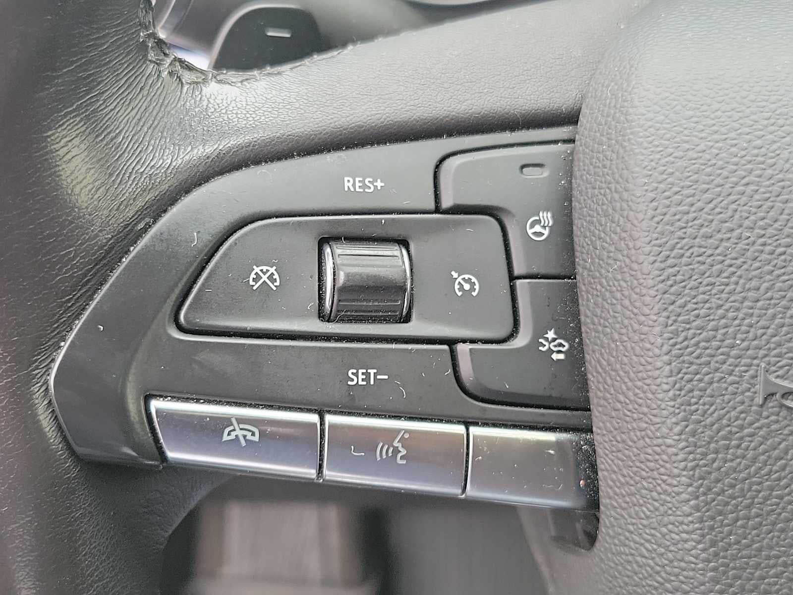 2023 Cadillac XT4 FWD Luxury
