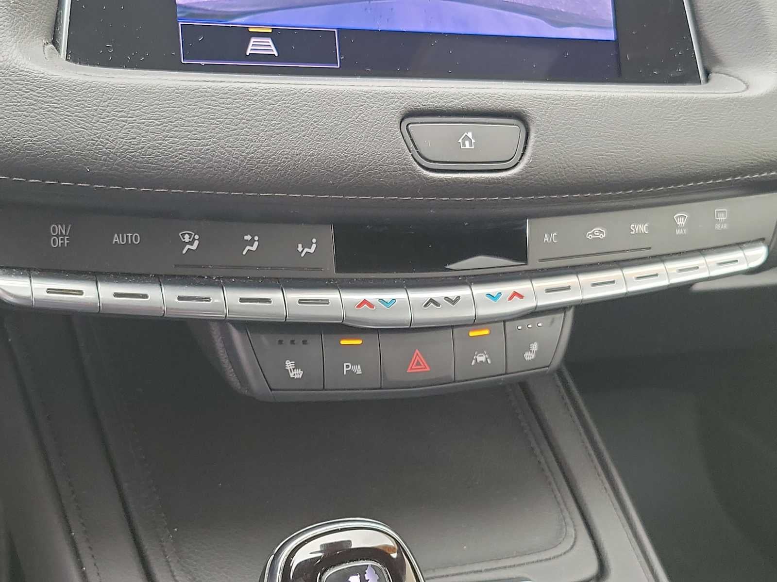 2023 Cadillac XT4 FWD Luxury