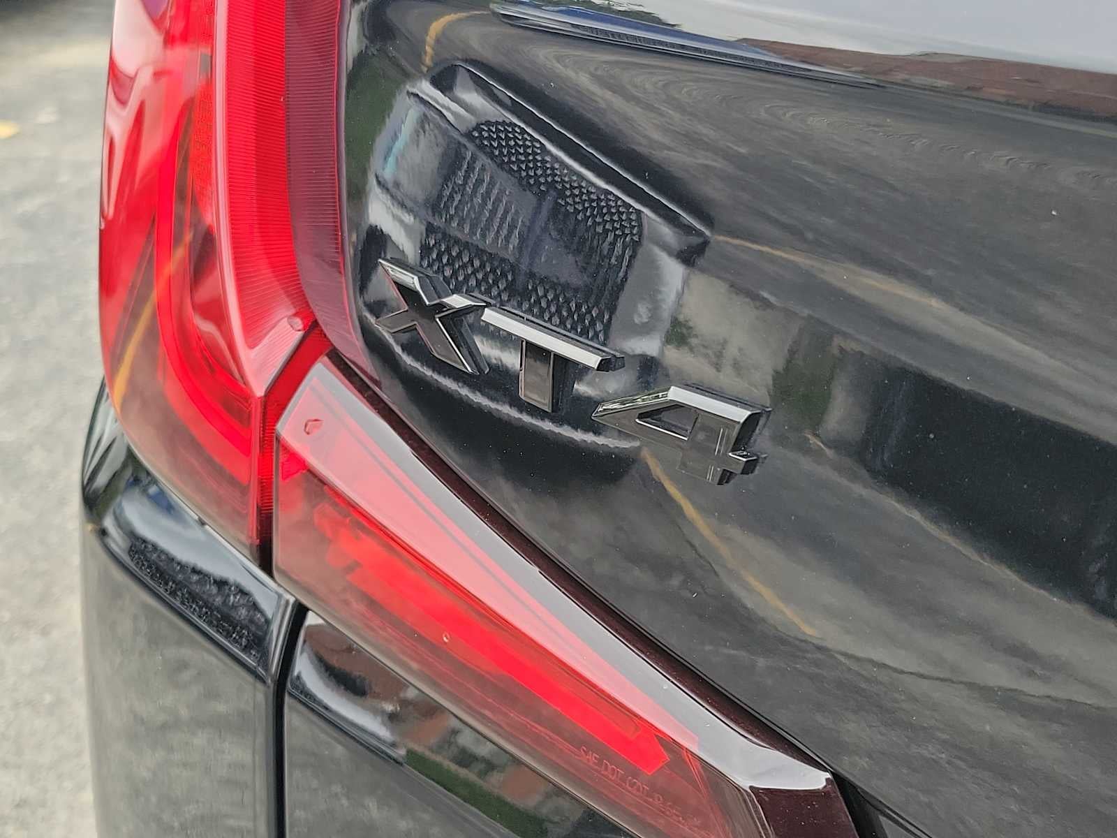 2023 Cadillac XT4 FWD Luxury