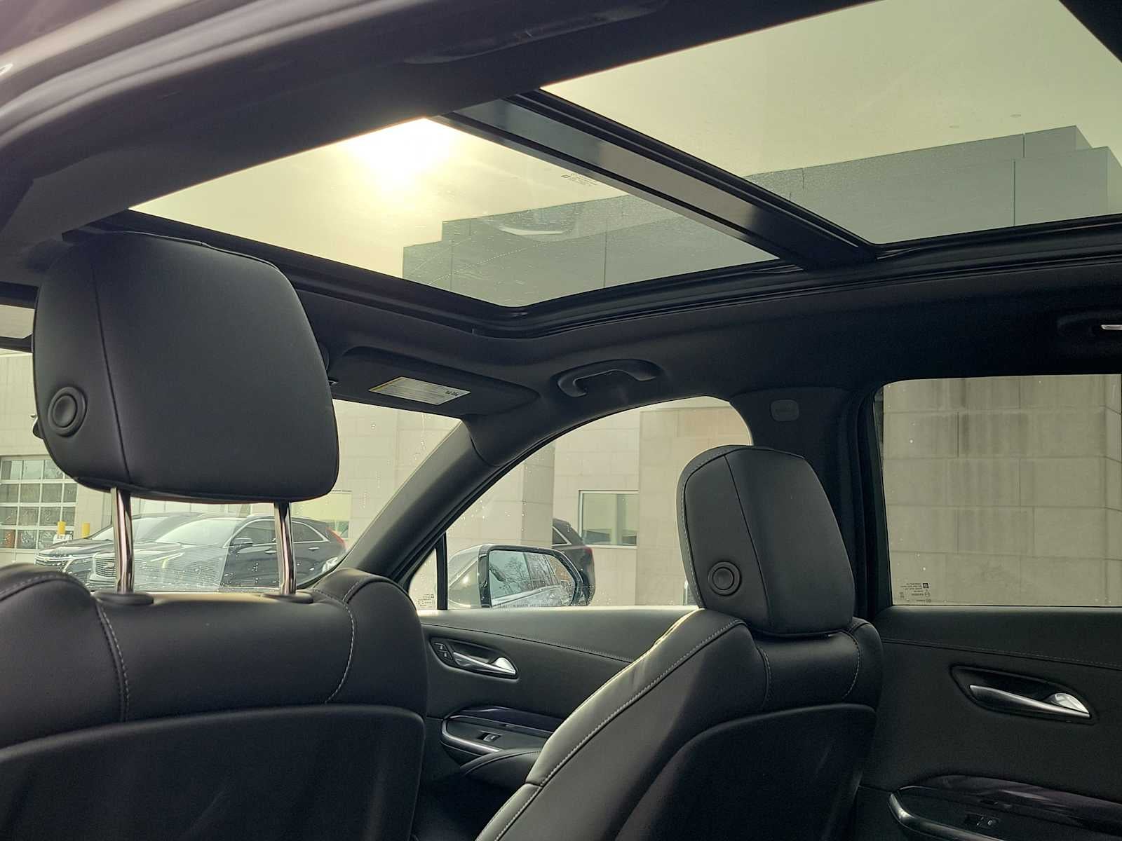 2023 Cadillac XT4 AWD Luxury