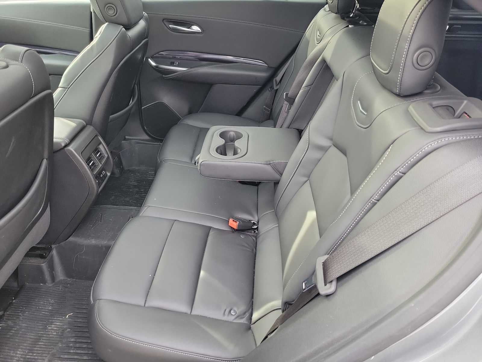 2023 Cadillac XT4 AWD Luxury