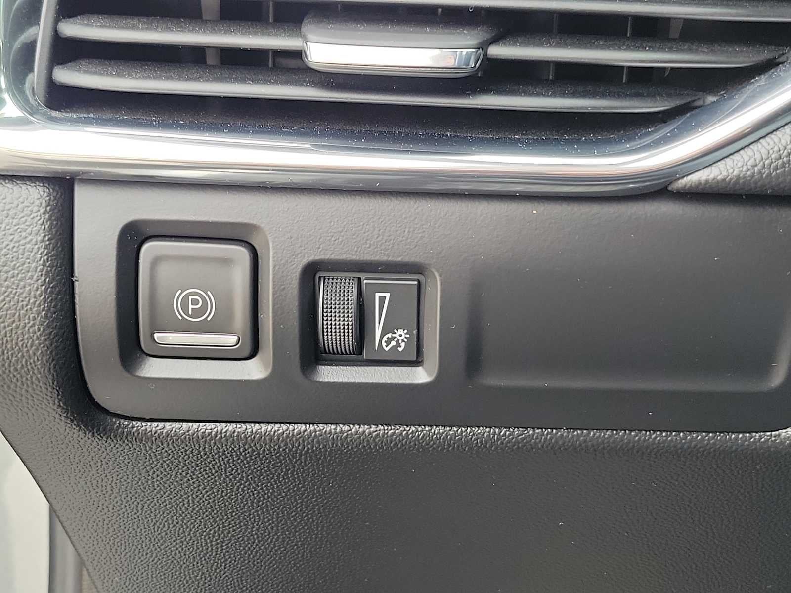 2023 Cadillac XT4 AWD Luxury