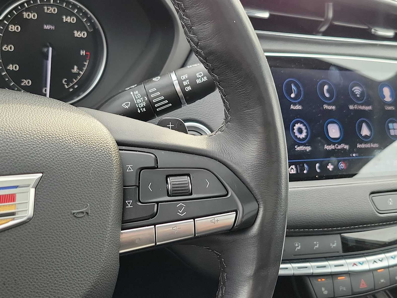 2023 Cadillac XT4 AWD Luxury