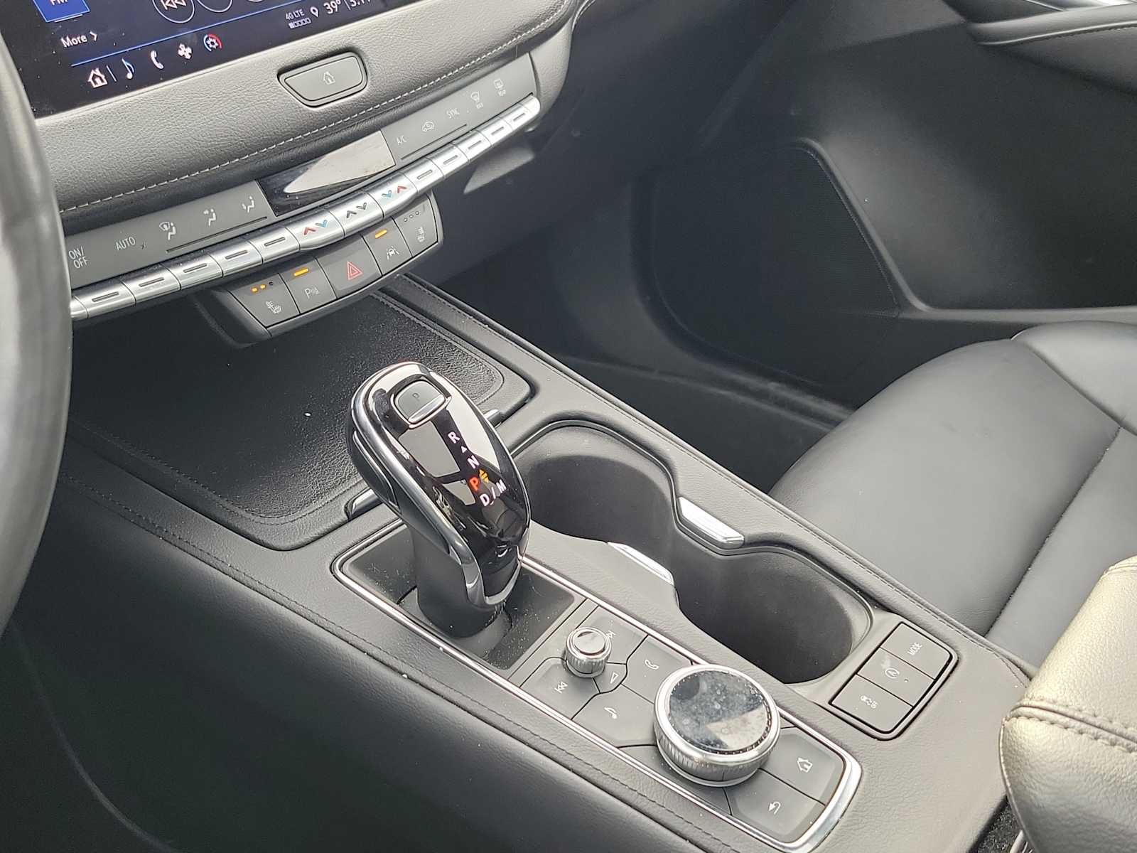 2023 Cadillac XT4 AWD Luxury