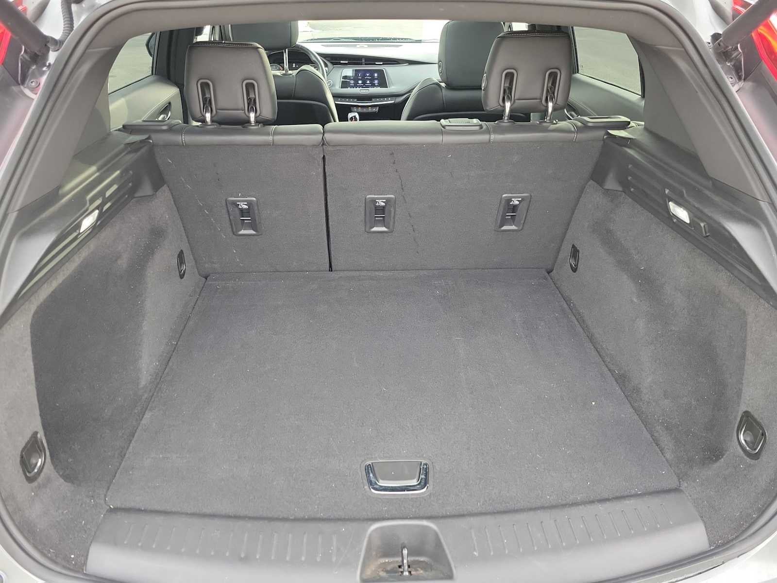 2023 Cadillac XT4 AWD Luxury