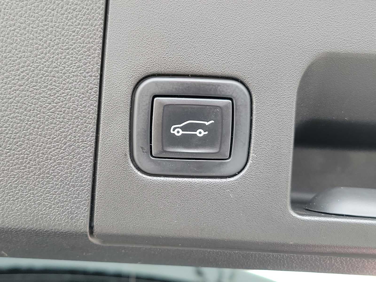 2023 Cadillac XT4 AWD Luxury