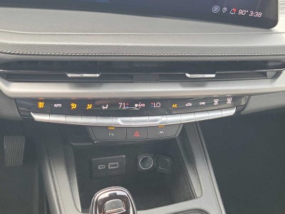 2024 Cadillac XT4 FWD Premium Luxury