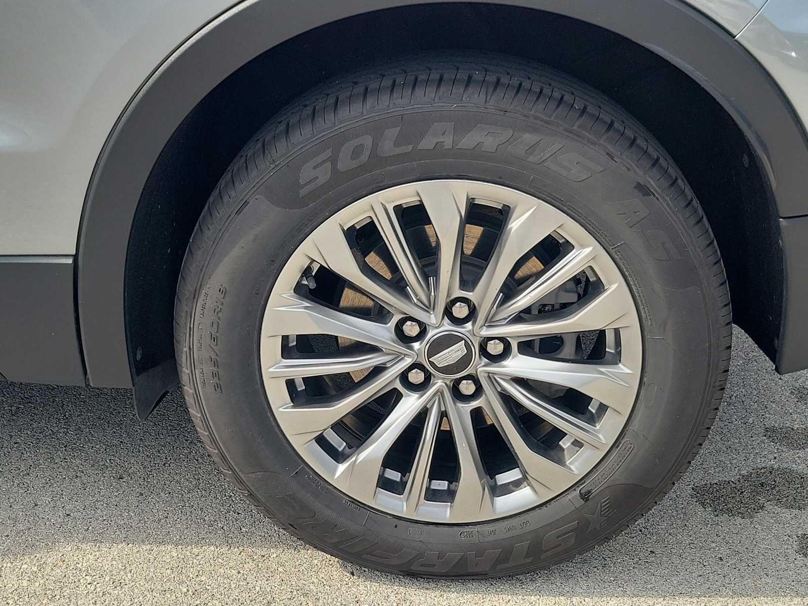 2024 Cadillac XT4 FWD Premium Luxury