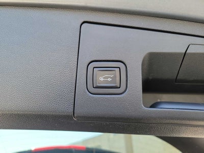 2023 Cadillac XT4 FWD Premium Luxury