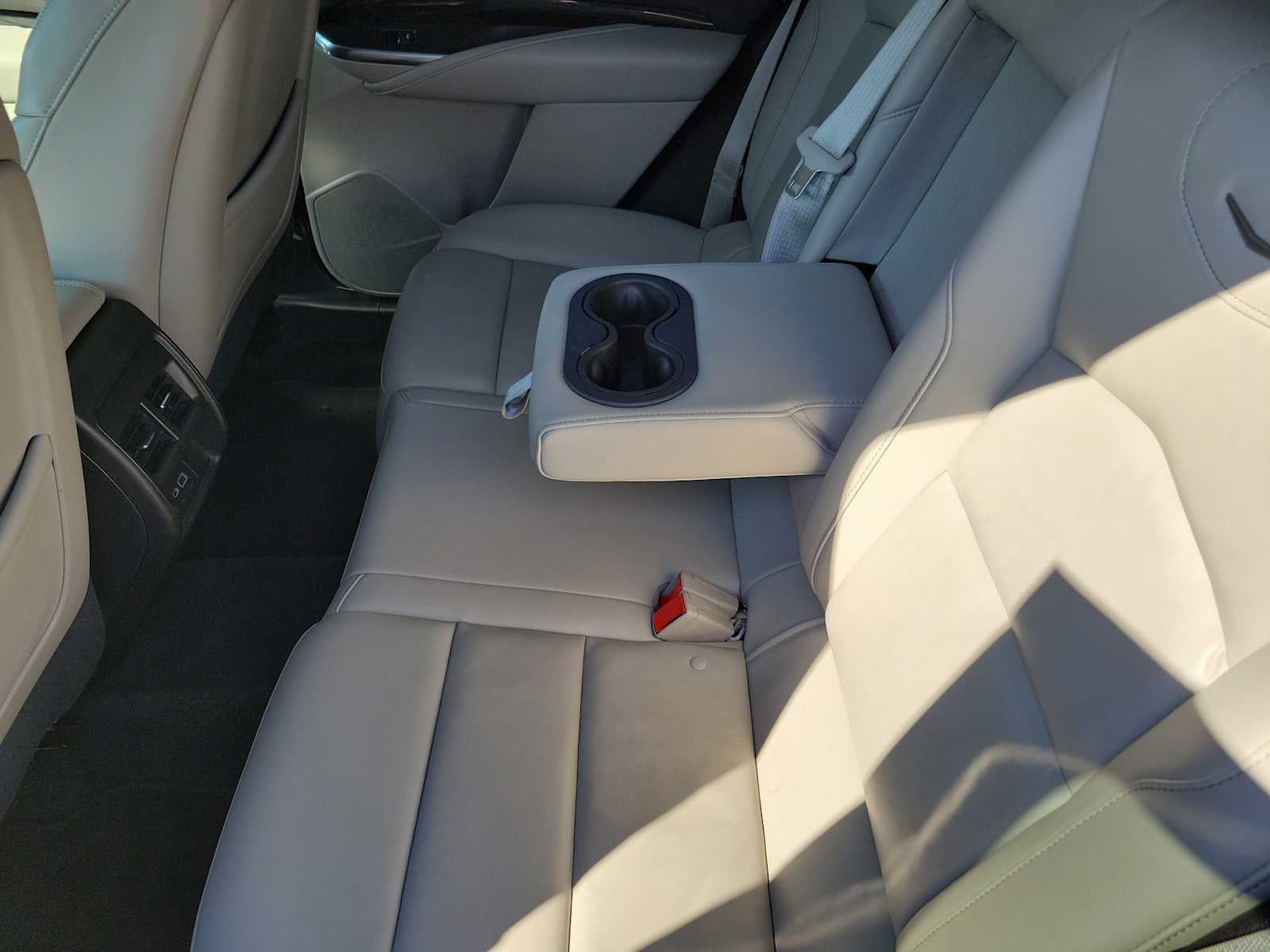 2023 Cadillac XT4 FWD Premium Luxury