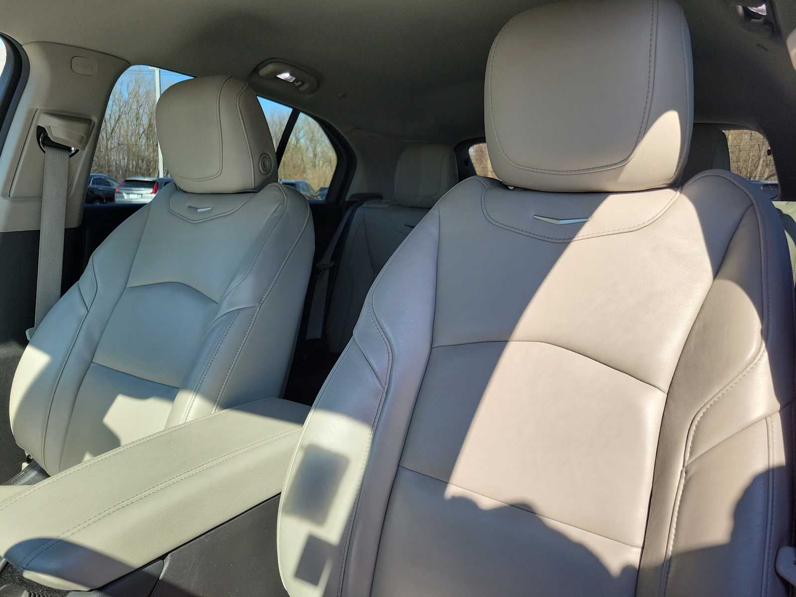 2023 Cadillac XT4 FWD Premium Luxury