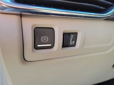 2023 Cadillac XT4 FWD Premium Luxury