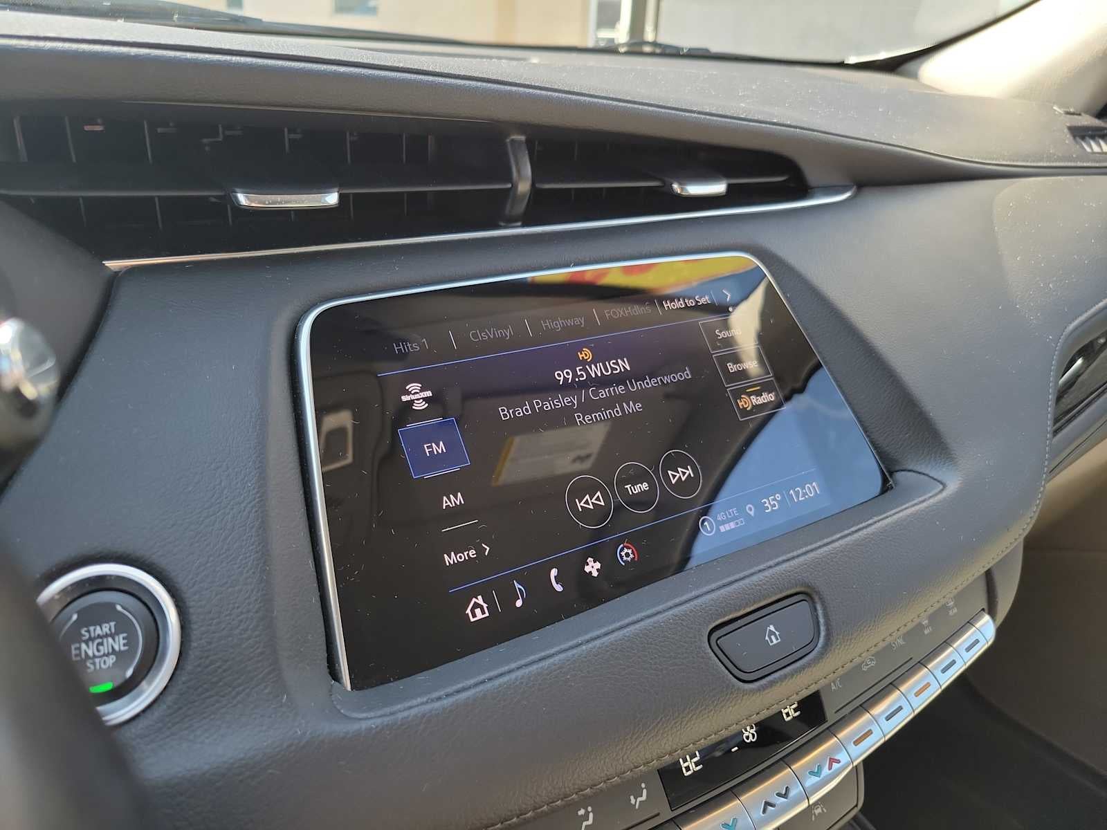 2023 Cadillac XT4 FWD Premium Luxury