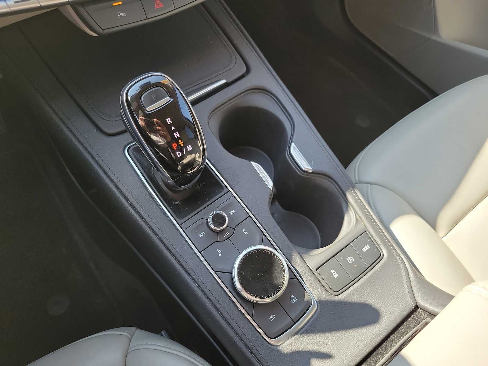 2023 Cadillac XT4 FWD Premium Luxury