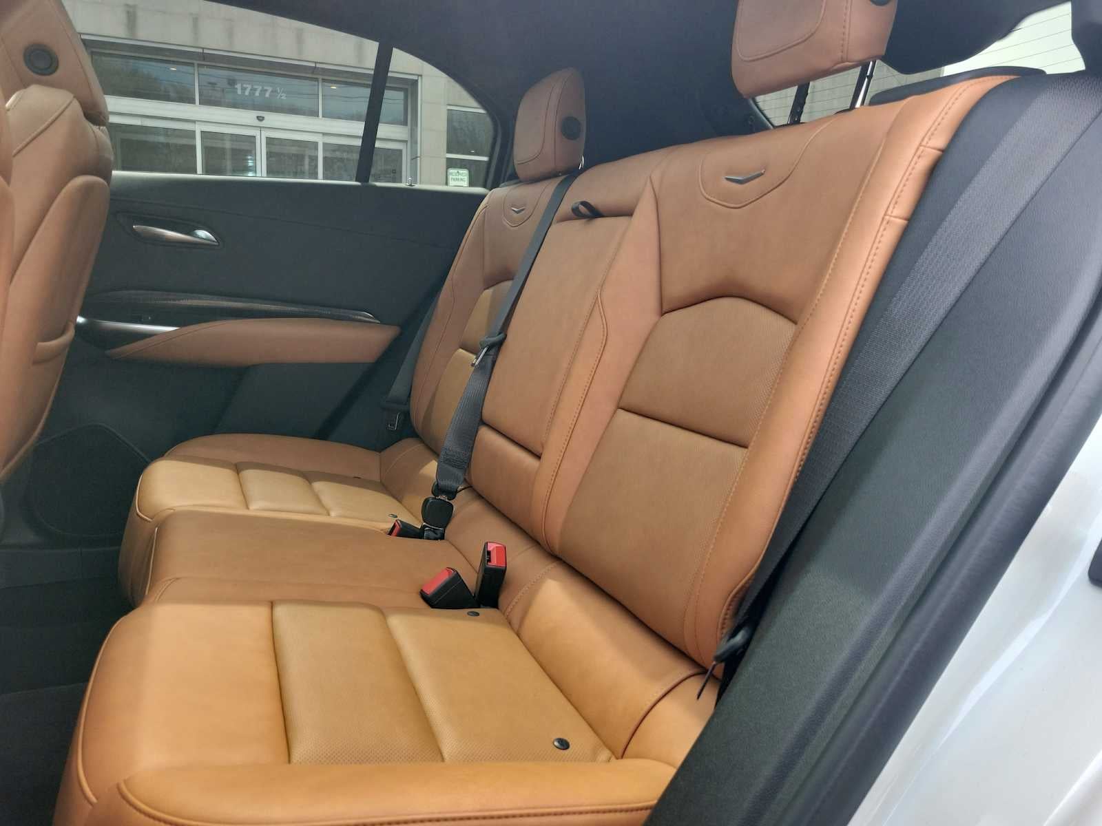 2023 Cadillac XT4 AWD Premium Luxury