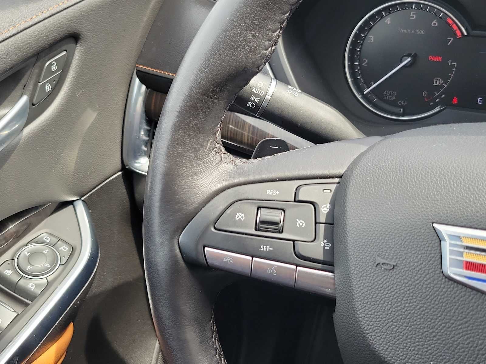 2023 Cadillac XT4 AWD Premium Luxury