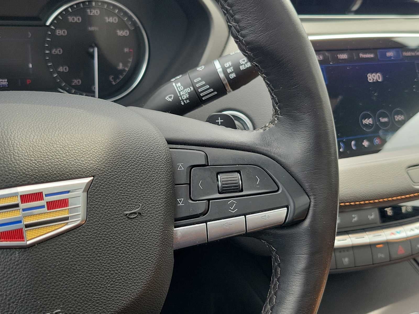 2023 Cadillac XT4 AWD Premium Luxury