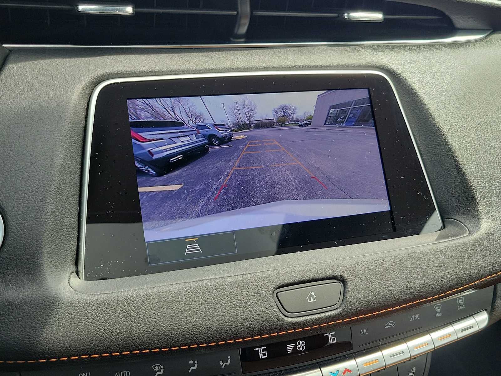 2023 Cadillac XT4 AWD Premium Luxury