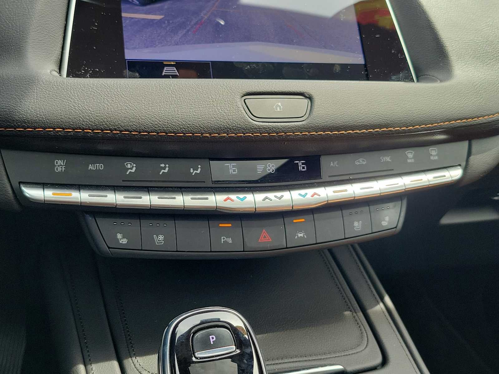 2023 Cadillac XT4 AWD Premium Luxury