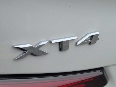 2023 Cadillac XT4 AWD Premium Luxury