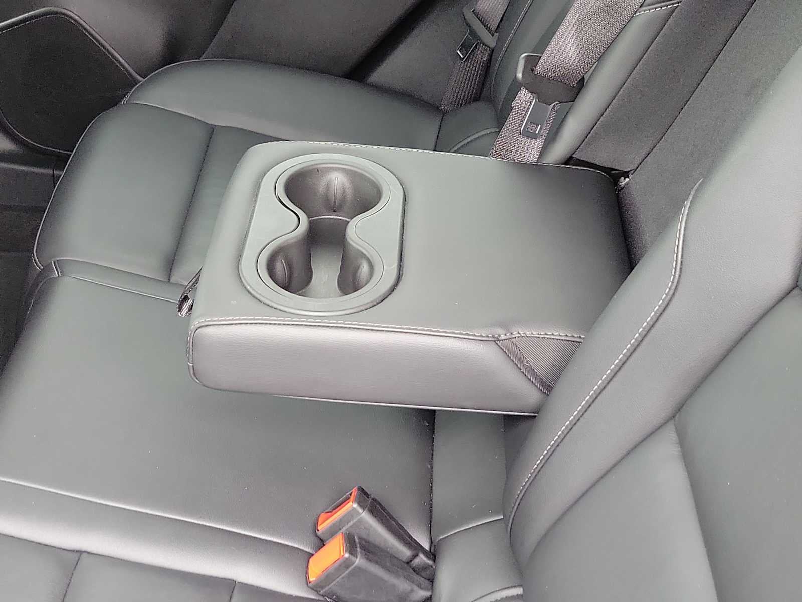 2024 Cadillac XT4 AWD Premium Luxury