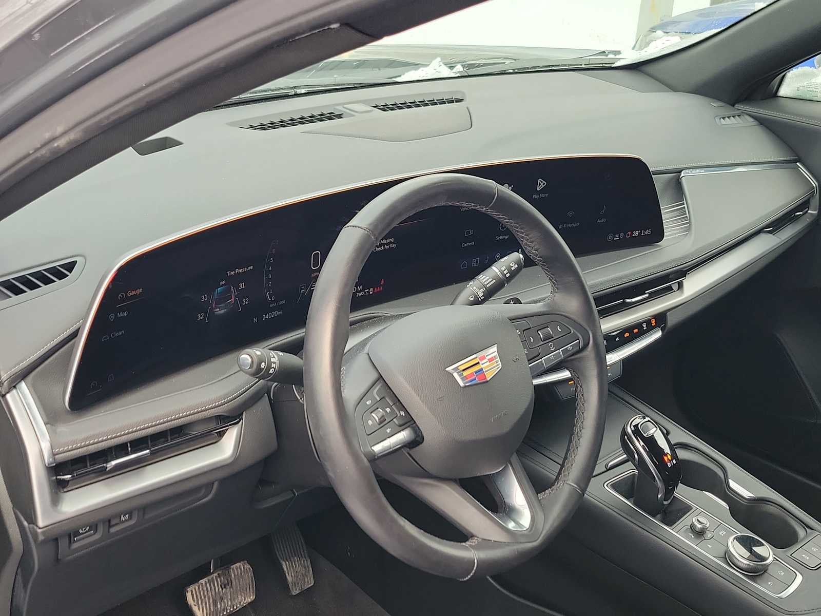 2025 Cadillac XT4 AWD Premium Luxury