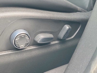 2025 Cadillac XT4 AWD Premium Luxury