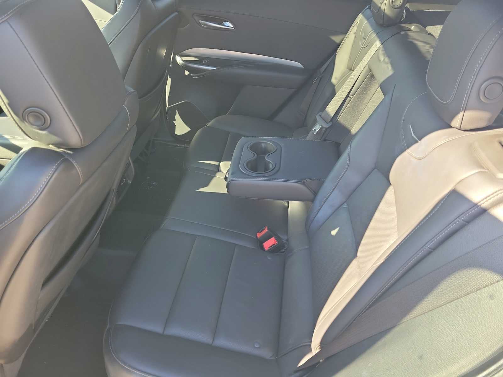 2023 Cadillac XT4 AWD Premium Luxury