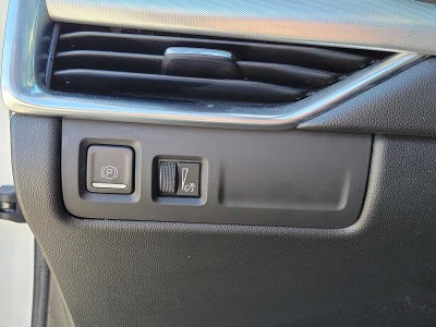 2023 Cadillac XT4 AWD Premium Luxury