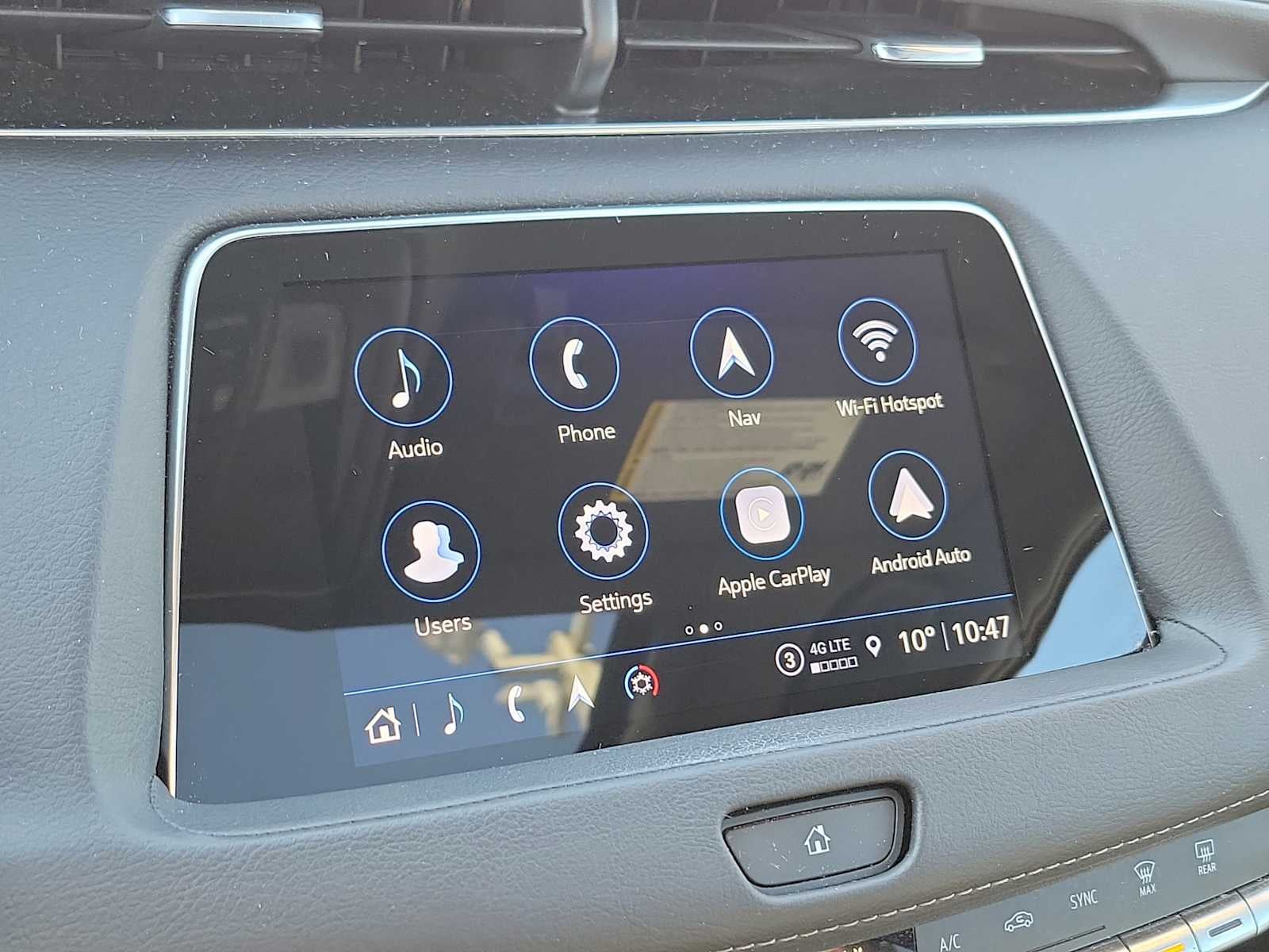 2023 Cadillac XT4 AWD Premium Luxury