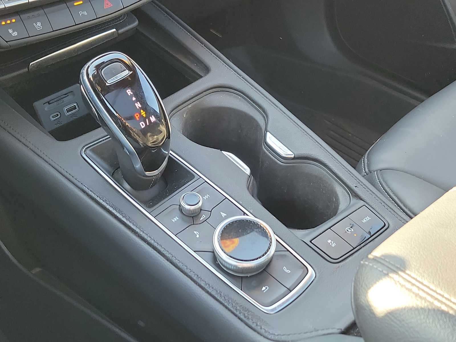 2023 Cadillac XT4 AWD Premium Luxury