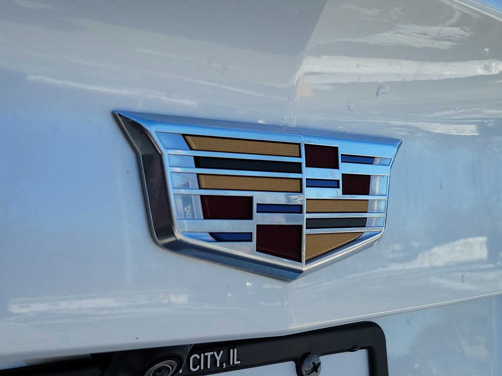 2023 Cadillac XT4 AWD Premium Luxury
