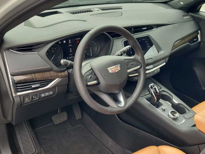 2023 Cadillac XT4 AWD Premium Luxury