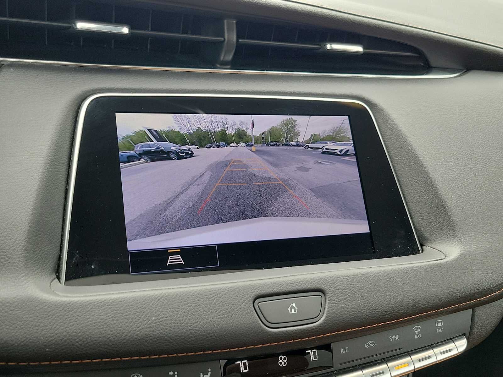 2023 Cadillac XT4 AWD Premium Luxury