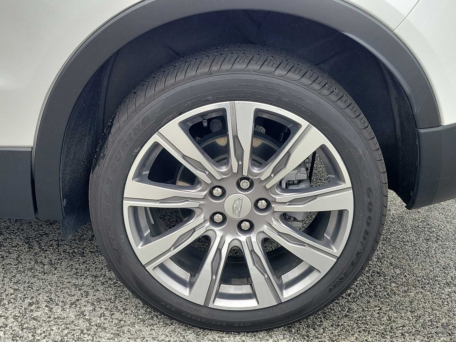 2023 Cadillac XT4 AWD Premium Luxury