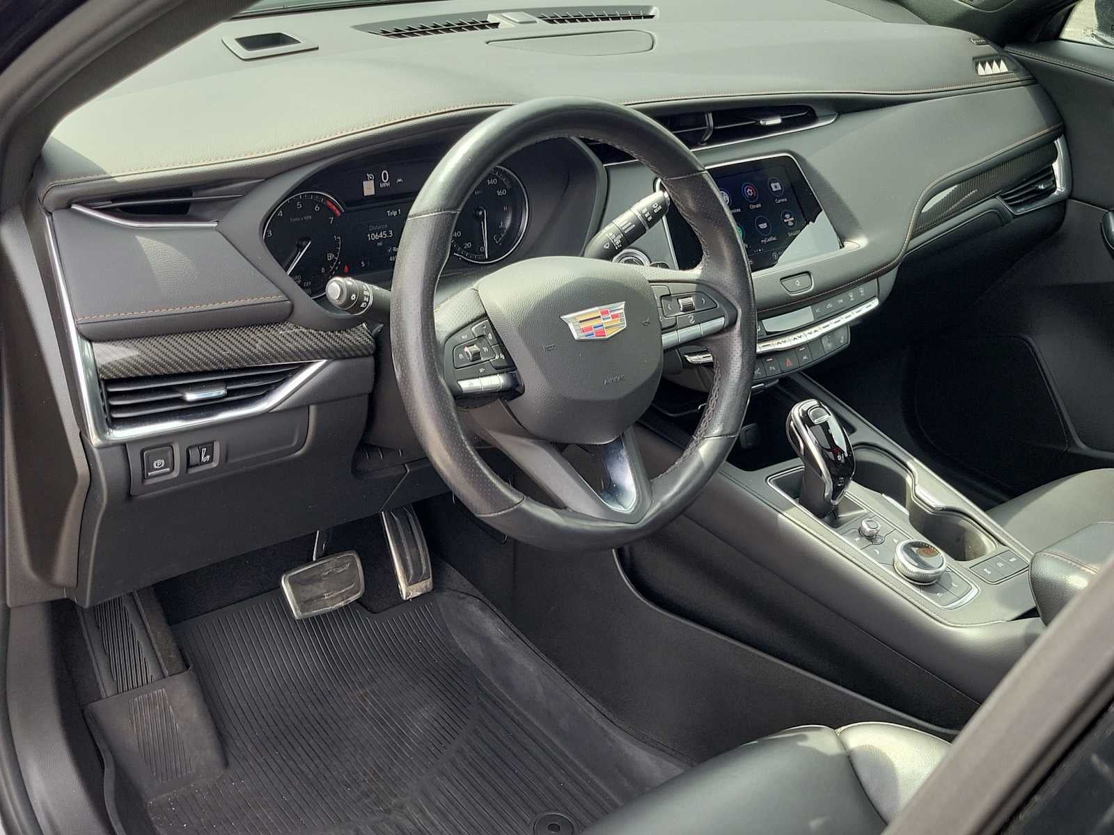 2022 Cadillac XT4 AWD Sport