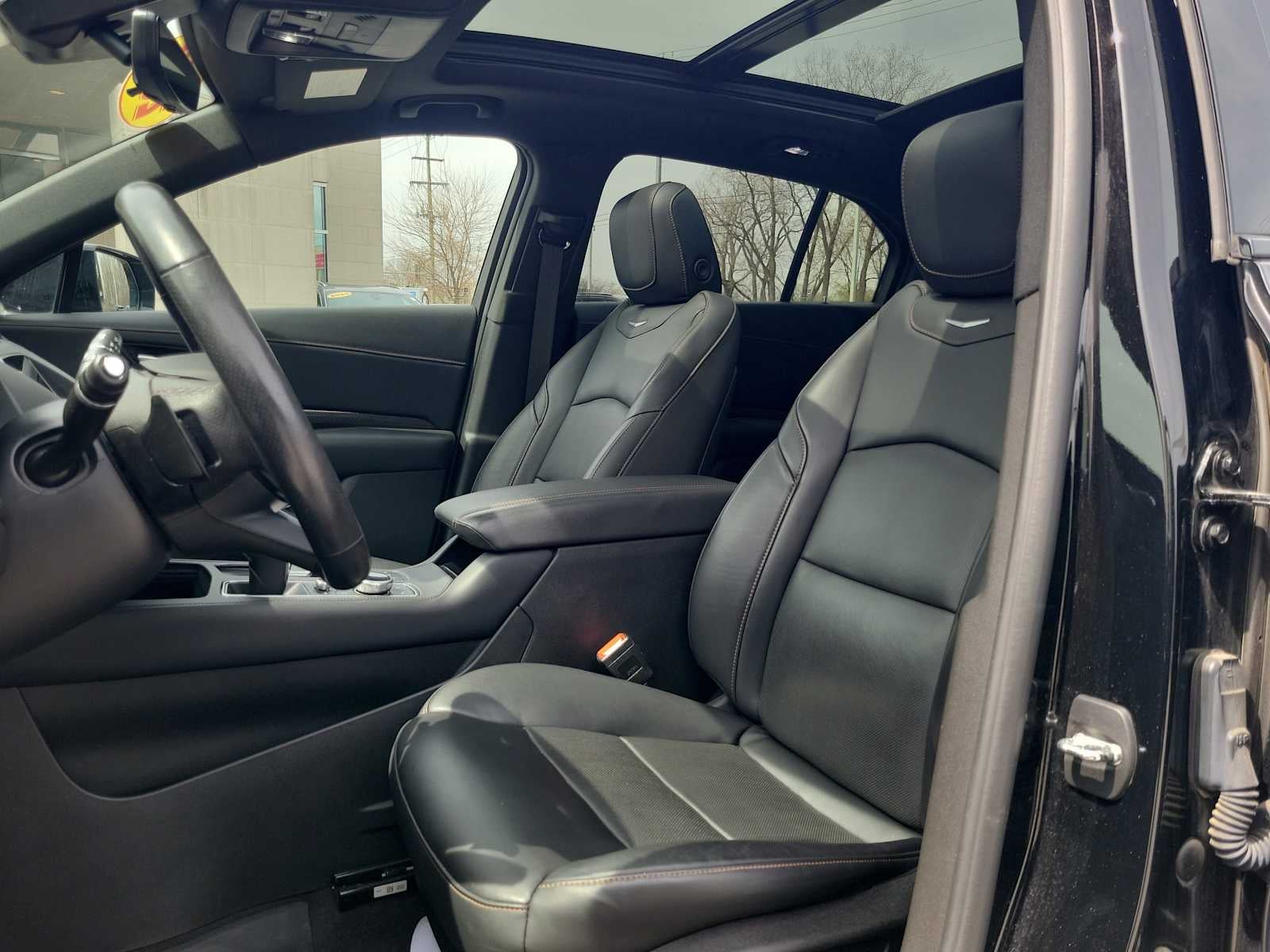 2022 Cadillac XT4 AWD Sport