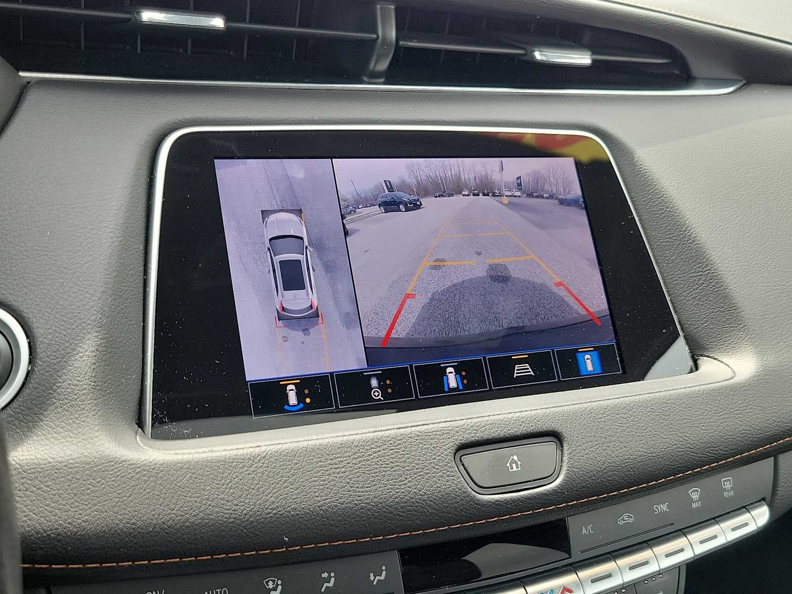 2022 Cadillac XT4 AWD Sport