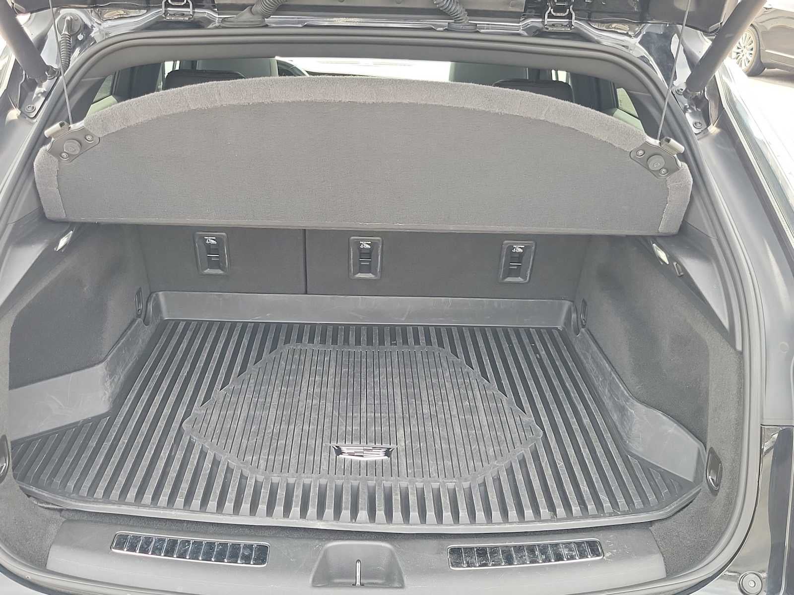 2022 Cadillac XT4 AWD Sport