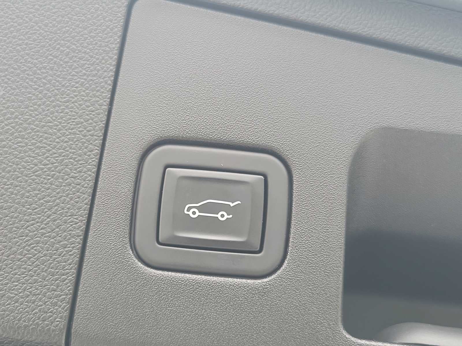 2023 Cadillac XT4 AWD Sport