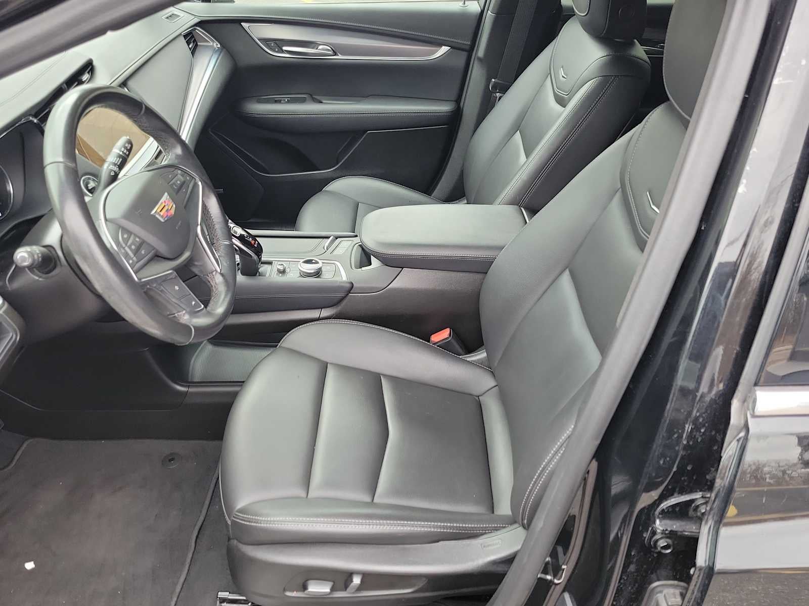 2022 Cadillac XT5 FWD Luxury