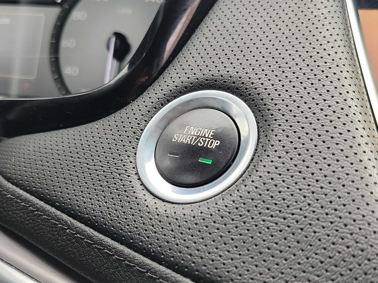 2022 Cadillac XT5 FWD Luxury