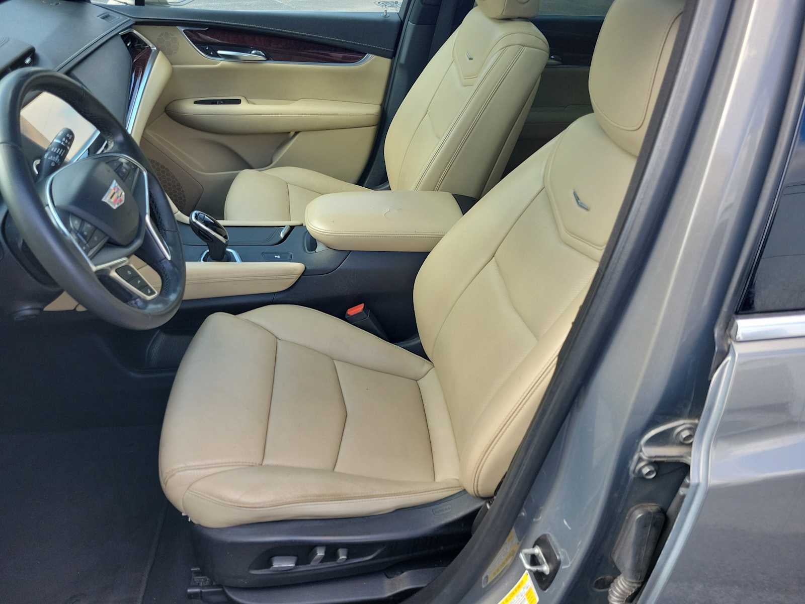 2018 Cadillac XT5 Luxury FWD