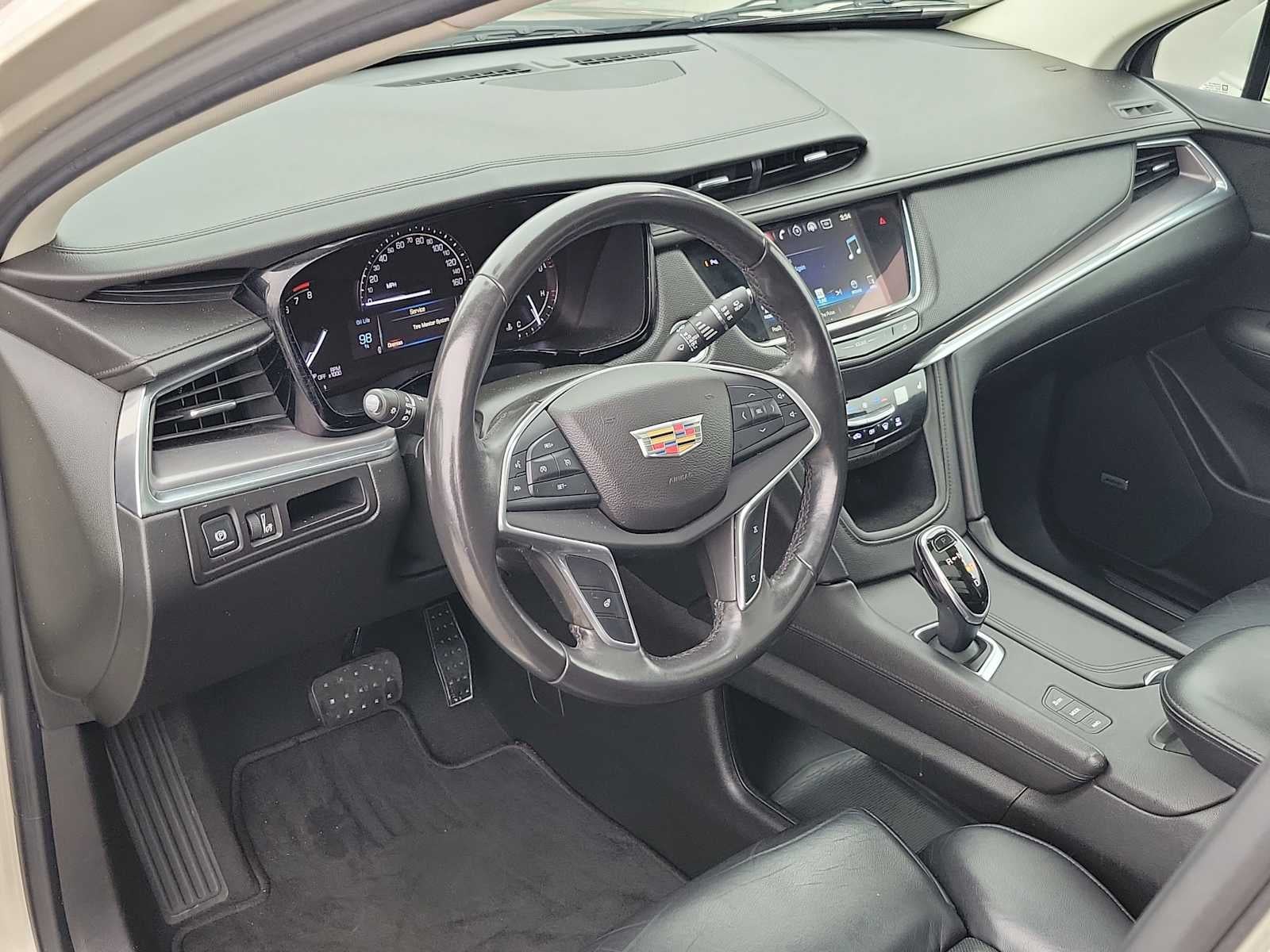 2017 Cadillac XT5 Luxury AWD