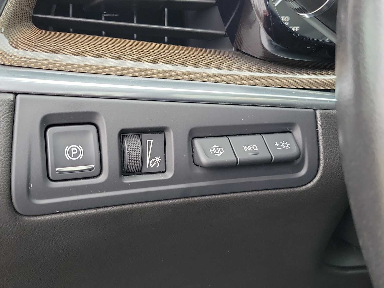 2022 Cadillac XT5 AWD Premium Luxury